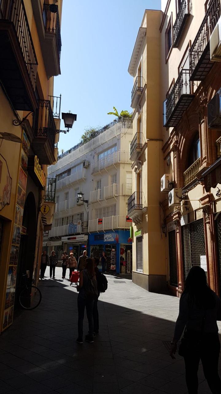Apartment Plaza Del Salvador — Photos 2